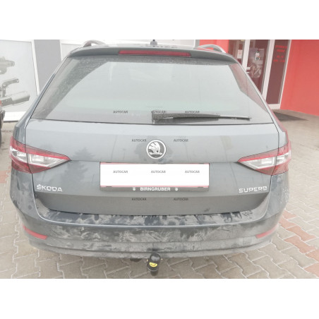 Anhängerkupplung für SKODA SUPERB - 4-türig Combi, 4x4- manuell–AHK starr - von 2015/- Anhängerkupplung für SKODA SUPERB - 4-türig Combi, 4x4- manuell–AHK starr - von 2015/-