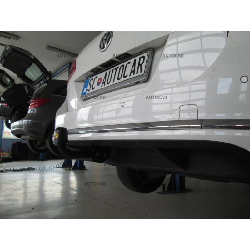 Anhängerkupplung für PASSAT - 4-türig Combi, aj 4x4, (3 C2, 3 C5) - manuell–AHK starr - von 2005/04