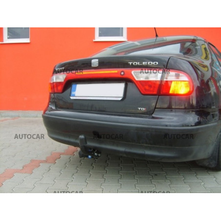 Anhängerkupplung für TOLEDO - 4-türig, (1 M 2) - manuell–AHK starr - von 1998/05 bis 2004 Anhängerkupplung für TOLEDO - 4-türig, (1 M 2) - manuell–AHK starr - von 1998/05 bis 2004