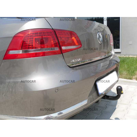 Anhängerkupplung für PASSAT - 4 -tür., Combi 4x4 - automat vertikal–AHK abnehmbar - von 2010/- Anhängerkupplung für PASSAT - 4 -tür., Combi 4x4 - automat vertikal–AHK abnehmbar - von 2010/-