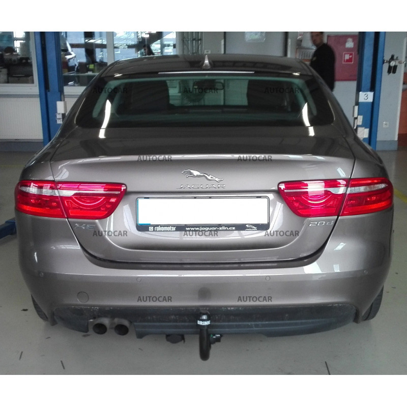 Anhängerkupplung für XE - automat–AHK abnehmbar BRINK