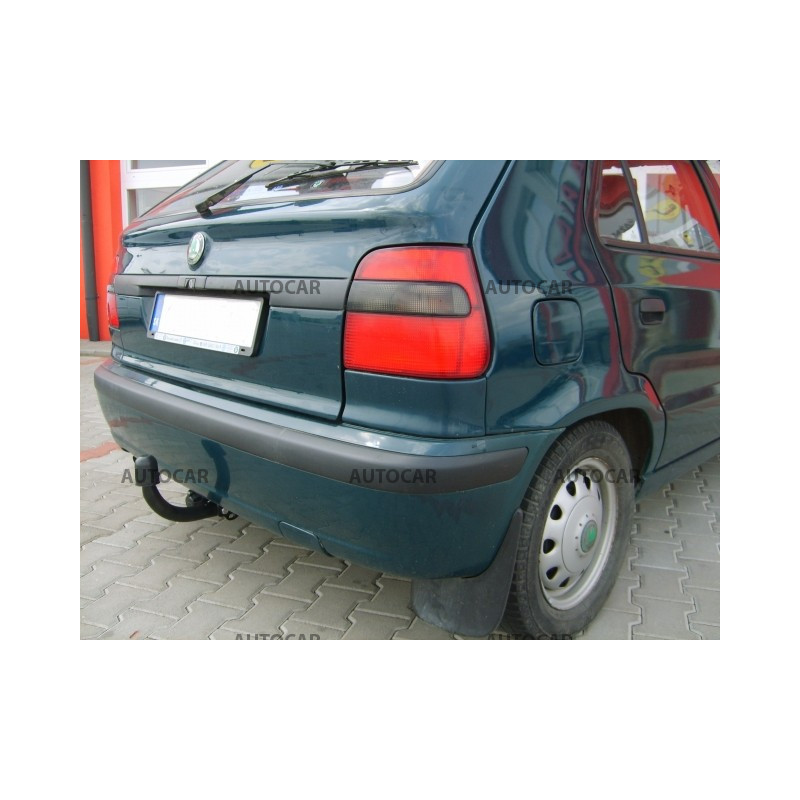 Anhängerkupplung für Skoda FELICIA - 5-tür. - manuall–AHK starr