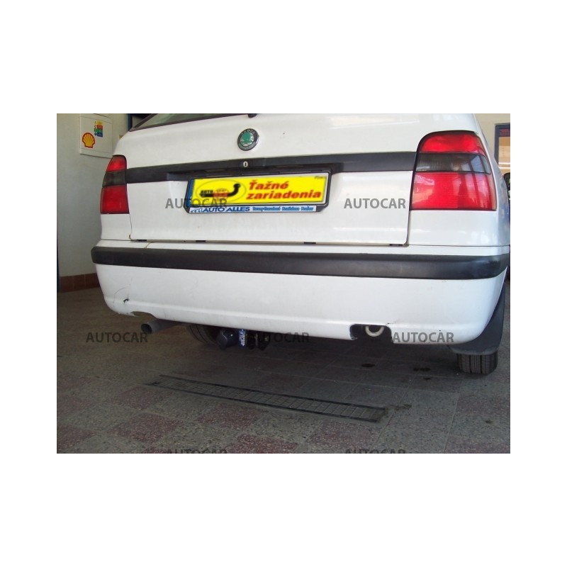 Anhängerkupplung für Skoda FELICIA - Kombi - manuall–AHK starr