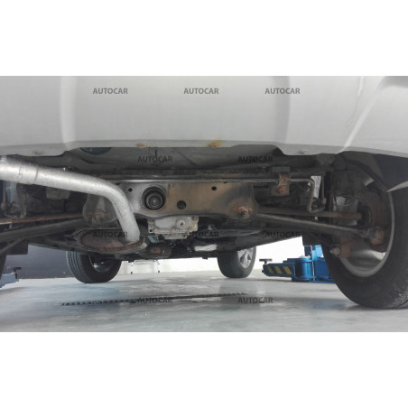 Anhängerkupplung für DUSTER - SUV 2/4 WD - manuell–AHK starr - von 2010 Anhängerkupplung für DUSTER - SUV 2/4 WD - manuell–AHK starr - von 2010