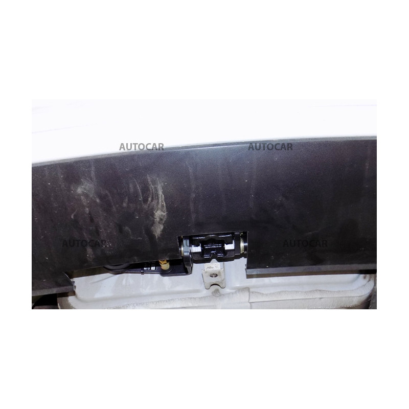 Anhängerkupplung für TOURAN - 5 tür., VAN - automat–AHK abnehmbar - von 2003