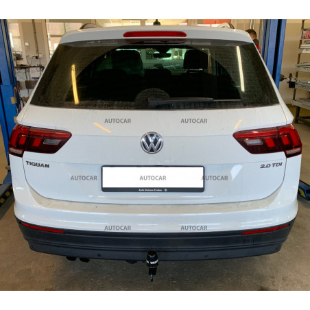 Anhängerkupplung für VW Tiguan - aut. vertikal system - von 2007/- Anhängerkupplung für VW Tiguan - aut. vertikal system - von 2007/-