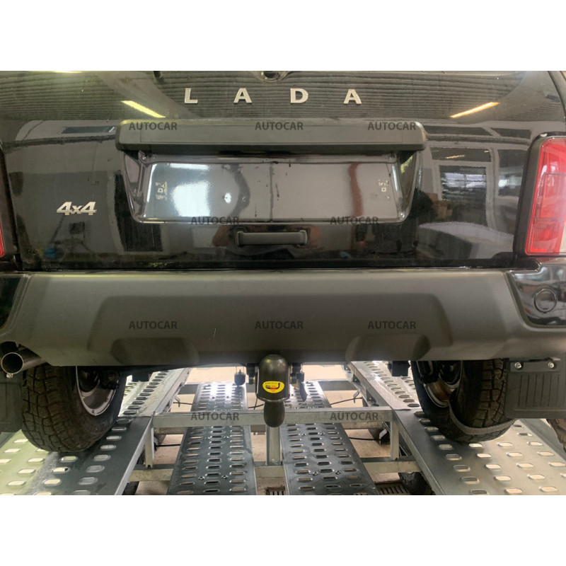 Anhängerkupplung für Lada 4x4 Urban - 3/5 tür. - automat–AHK abnehmbar