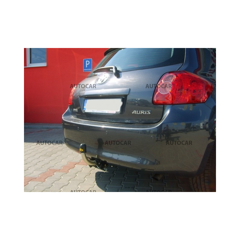 Anhängerkupplung für Toyota AURIS - E15 - 3/5 tür. - automat–AHK abnehmbar