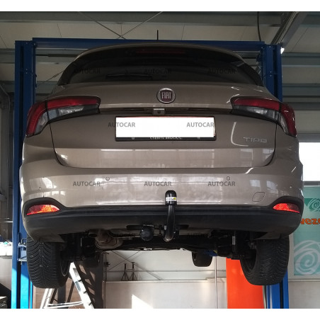 Anhängerkupplung für FIAT TIPO Kombi - AWD - automat–AHK vertikal abnehmbar - von 2017/- Anhängerkupplung für FIAT TIPO Kombi - AWD - automat–AHK vertikal abnehmbar - von 2017/-