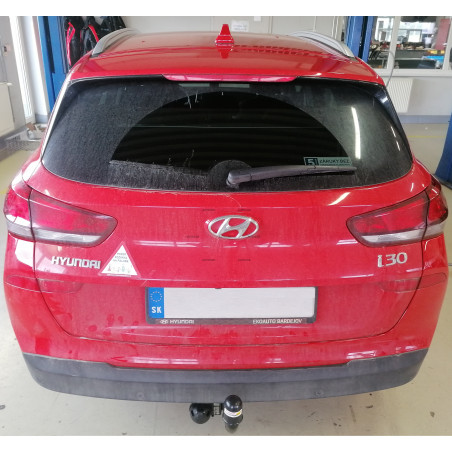 Anhängerkupplung für Hyundai i30 CW - manuell–AHK starr