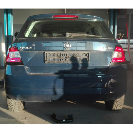 Anhängerkupplung für Skoda Fabia III 5 tur., - automat vertikal–AHK abnehmbar - von 09.2014/- Anhängerkupplung für Skoda Fabia III 5 tur., - automat vertikal–AHK abnehmbar - von 09.2014/-