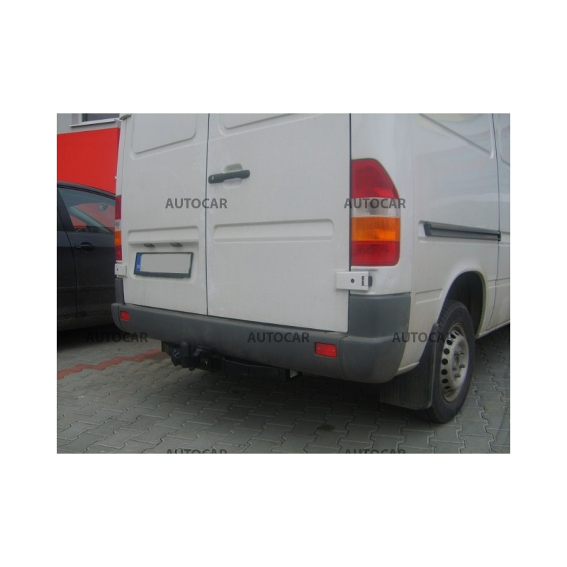 Anhängerkupplung für Volkswagen LT 28/46 - Kastenwagen ohne Treppe - Radstand 3,05 m - Festeinbau