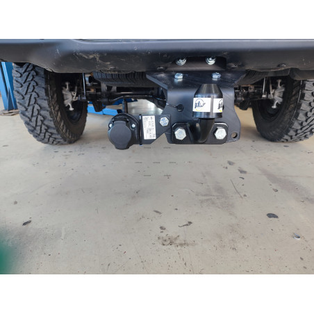 Anhängerkupplung für Land Rover DEFENDER - manuall–AHK starr Anhängerkupplung für Land Rover DEFENDER - manuall–AHK starr