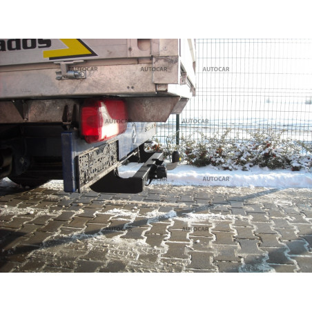 Anhängerkupplung für Mercedes SPRINTER - Pritschenwagen - Einzelräder - Radstand 3,665 / 4,325 m - Festeinbau Anhängerkupplung für Mercedes SPRINTER - Pritschenwagen - Einzelräder - Radstand 3,665 / 4,325 m - Festeinbau