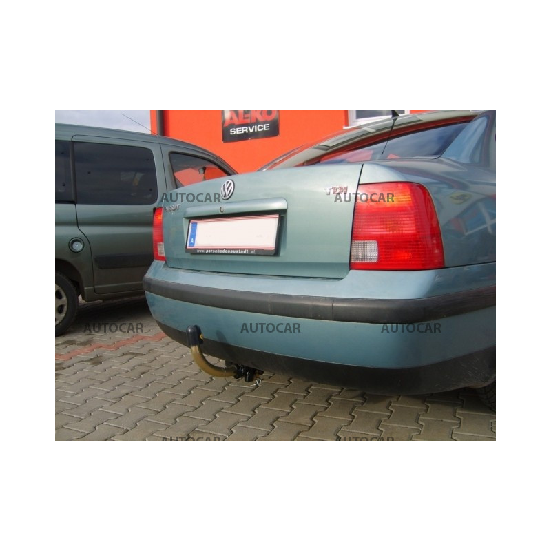 Anhängerkupplung für Volkswagen PASSAT - V. - nie 4x4 - automat–AHK abnehmbar