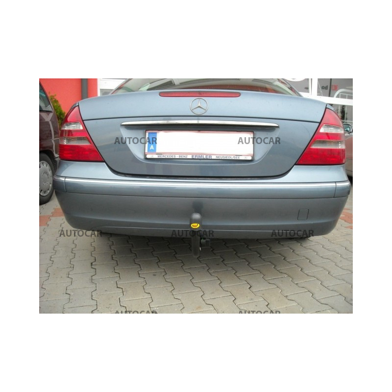 Anhängerkupplung für E - 4-türig (W 211) - manuell–AHK starr - von 2002 bis 2008