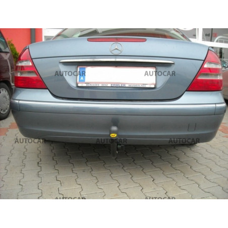 Anhängerkupplung für E - 4-türig (W 211) - manuell–AHK starr - von 2002 bis 2008 Anhängerkupplung für E - 4-türig (W 211) - manuell–AHK starr - von 2002 bis 2008