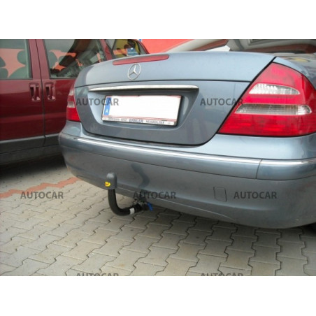Anhängerkupplung für E - 4-türig (W 211) - manuell–AHK starr - von 2002 bis 2008 Anhängerkupplung für E - 4-türig (W 211) - manuell–AHK starr - von 2002 bis 2008