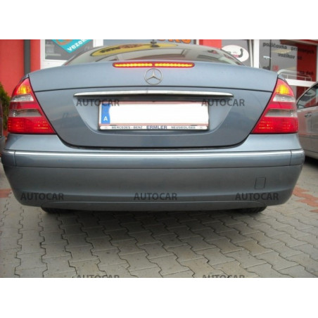Anhängerkupplung für E - 4-türig (W 211) - manuell–AHK starr - von 2002 bis 2008 Anhängerkupplung für E - 4-türig (W 211) - manuell–AHK starr - von 2002 bis 2008