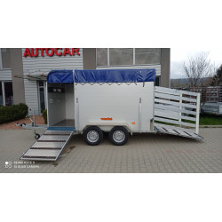 Zweiachsiger gebremst...