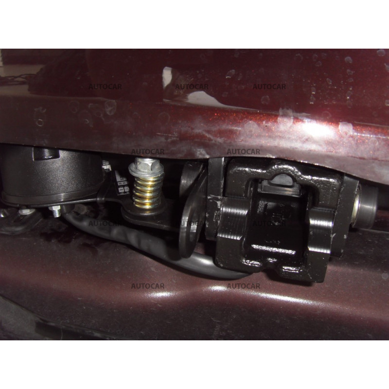 Anhängerkupplung für E - 4-türig (S212) - manuell–AHK starr - von 2002 bis 2008