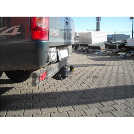 Anhängerkupplung für B 2500 - 4 WD - Festeinbau - von 1996 Anhängerkupplung für B 2500 - 4 WD - Festeinbau - von 1996