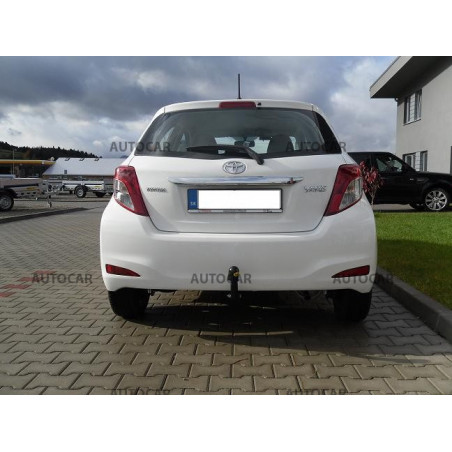 Anhängerkupplung für YARIS - 3/5-türig., ( P 13 ) - manuall–AHK starr - von 10.2011/-