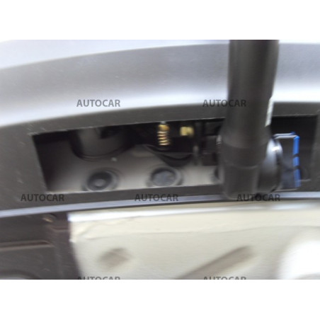 Anhängerkupplung für RAPID - automat vertikal–AHK abnehmbar - von 10.2012/- Anhängerkupplung für RAPID - automat vertikal–AHK abnehmbar - von 10.2012/-