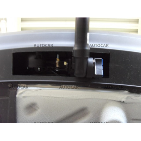 Anhängerkupplung für RAPID - automat vertikal–AHK abnehmbar - von 10.2012/- Anhängerkupplung für RAPID - automat vertikal–AHK abnehmbar - von 10.2012/-