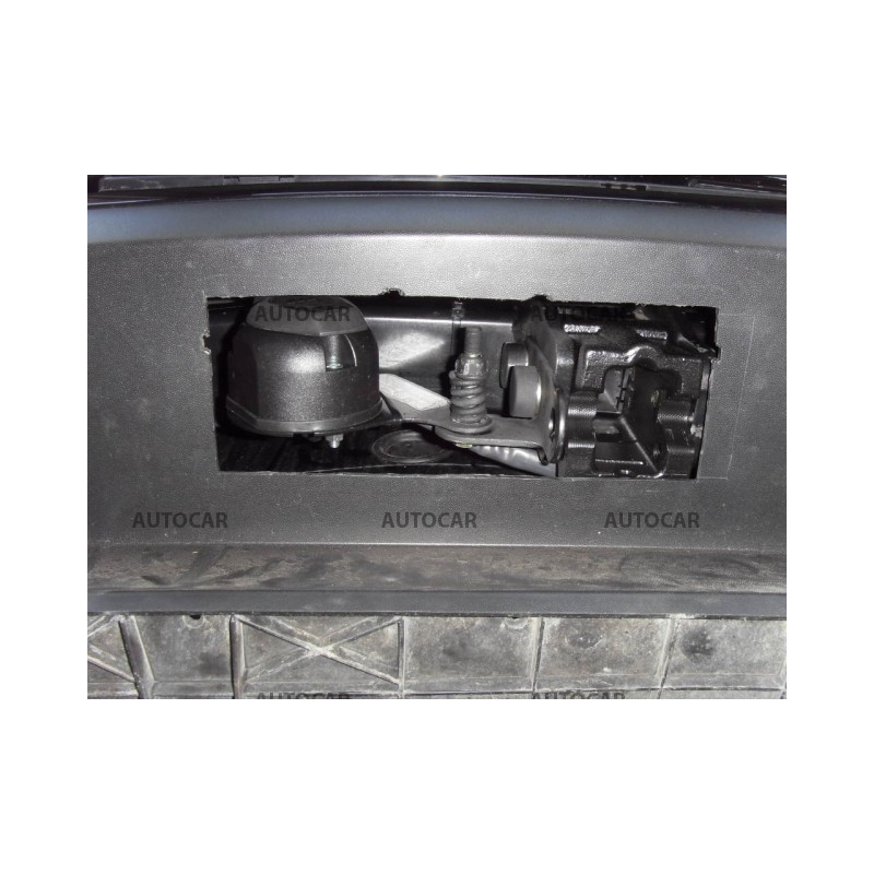 Anhängerkupplung für PASSAT - 4 -tür., Combi 4x4 - automat vertikal–AHK abnehmbar - von 2010/-