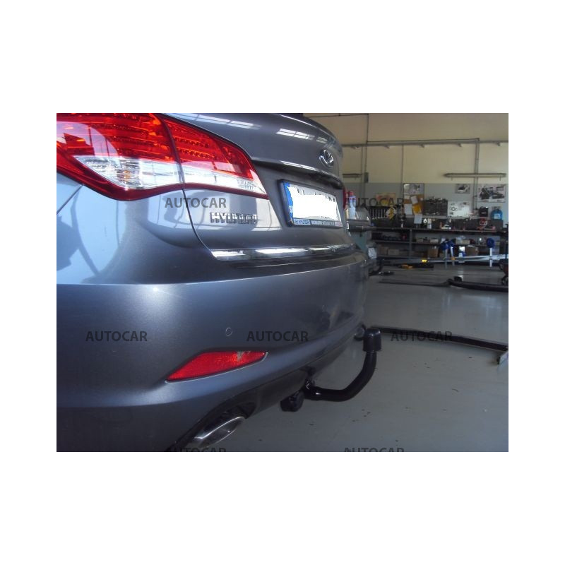 Anhängerkupplung für I 40 - 4 tur. - automat vertikal–AHK abnehmbar - von 04.2011/-