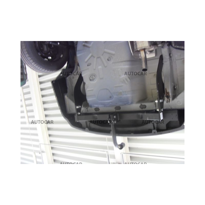 Anhängerkupplung für MCV - Combi, pick up - manuell–AHK starr - von 2007