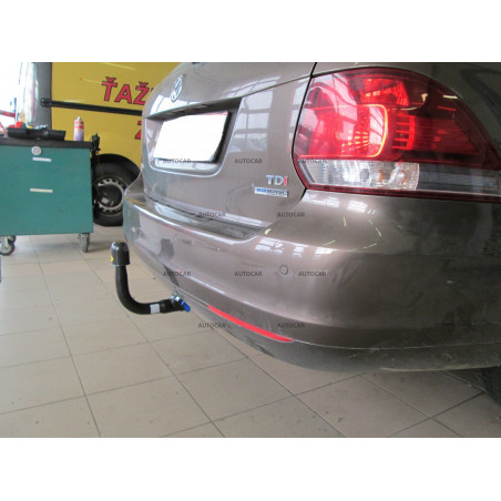 Anhängerkupplung für Golf V, combi- aut. vertikal system - von 2007/- Anhängerkupplung für Golf V, combi- aut. vertikal system - von 2007/-
