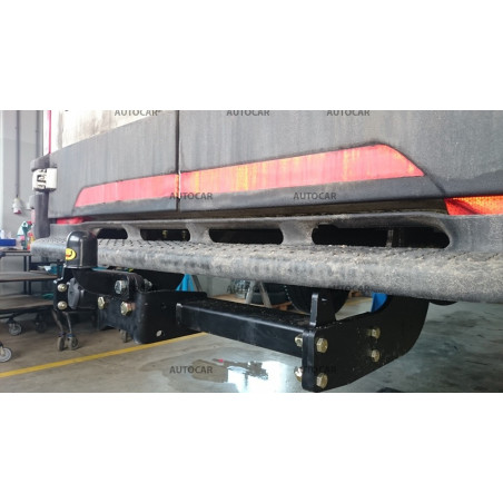 Anhängerkupplung für Iveco DAILY - 35S - (Radstand 3000 / 3520 mm) - manuall–AHK starr Anhängerkupplung für Iveco DAILY - 35S - (Radstand 3000 / 3520 mm) - manuall–AHK starr