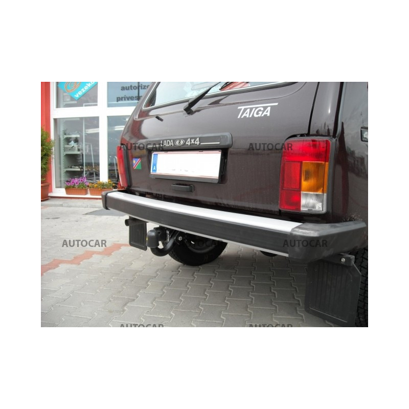 Anhängerkupplung für Lada NIVA - 3-türig - manuall–AHK starr