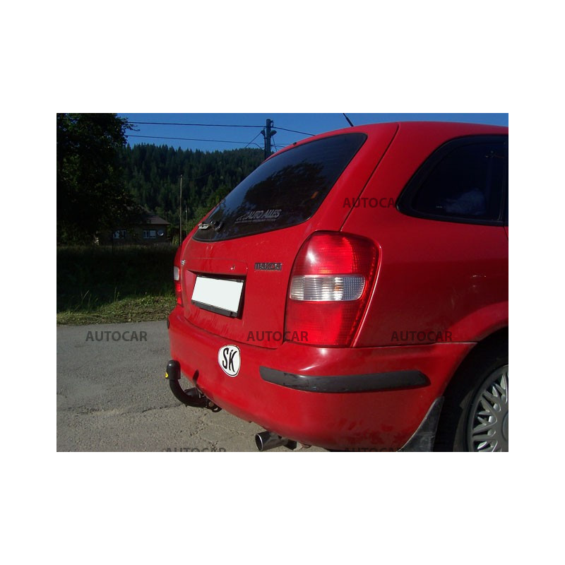 Anhängerkupplung für Mazda 323 F - BJ - 5 tür. - manuall–AHK starr