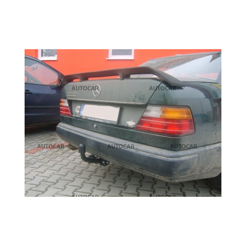 Anhängerkupplung für Mercedes 124 (W124 / S124) - manuall–AHK starr