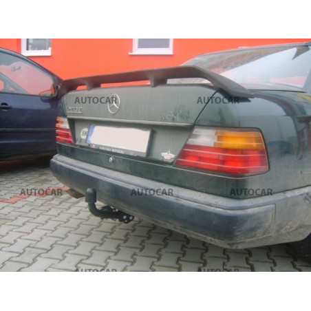 Anhängerkupplung für Mercedes 124 (W124 / S124) - manuall–AHK starr Anhängerkupplung für Mercedes 124 (W124 / S124) - manuall–AHK starr