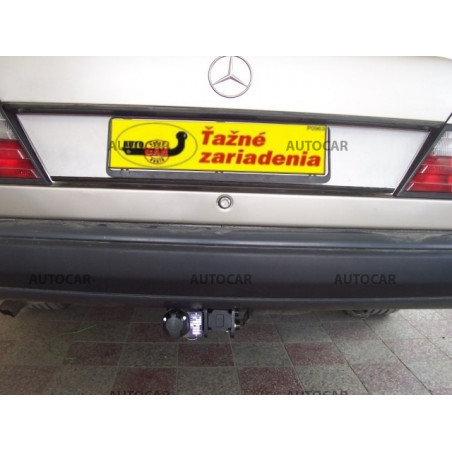 Anhängerkupplung für Mercedes 124 (W124 / S124) - automat–AHK abnehmbar Anhängerkupplung für Mercedes 124 (W124 / S124) - automat–AHK abnehmbar