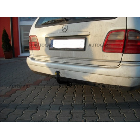 Anhängerkupplung für E - Combi, (W 210) - manuell–AHK starr - von 1995/06 bis 2002/03 Anhängerkupplung für E - Combi, (W 210) - manuell–AHK starr - von 1995/06 bis 2002/03