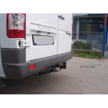 Anhängerkupplung für Mercedes SPRINTER - Kastenwagen ohne Treppe - Radstand 3,55 / 4,025 m - Festeinbau Anhängerkupplung für Mercedes SPRINTER - Kastenwagen ohne Treppe - Radstand 3,55 / 4,025 m - Festeinbau