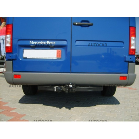 Anhängerkupplung für Mercedes SPRINTER - Kastenwagen ohne Treppe - Radstand 3,55 / 4,025 m - Festeinbau Anhängerkupplung für Mercedes SPRINTER - Kastenwagen ohne Treppe - Radstand 3,55 / 4,025 m - Festeinbau