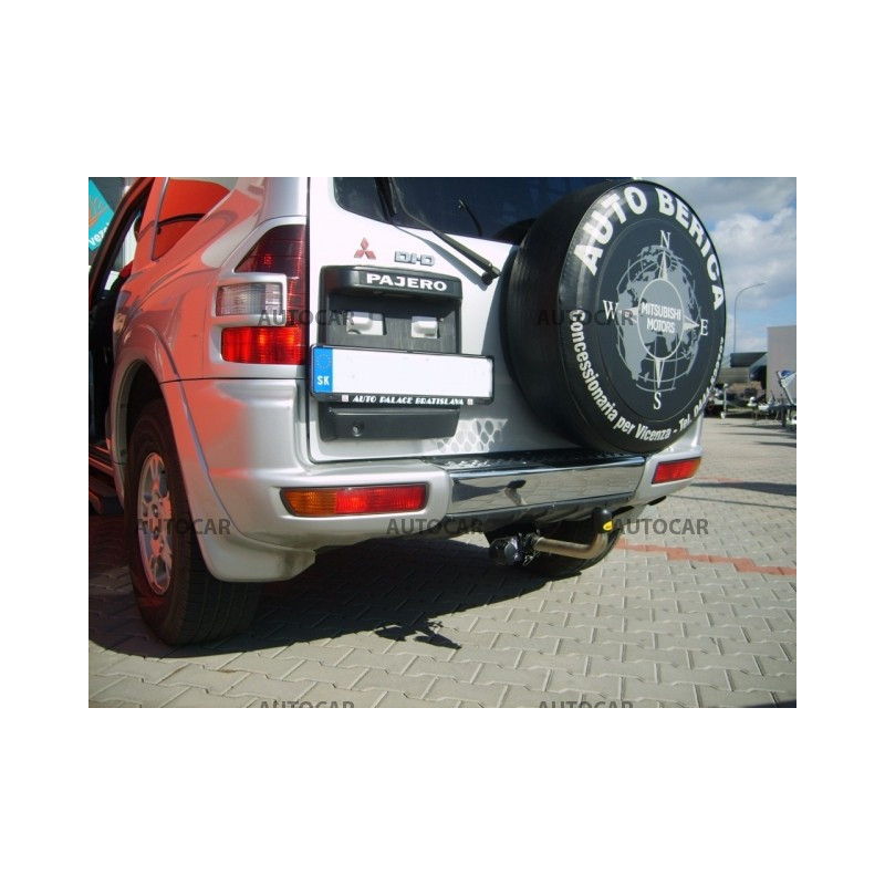 Anhängerkupplung für PAJERO - 5-türig ( V60,V70 ) - automat–AHK abnehmbar - von 2000 bis 2006/12