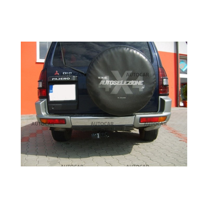 Anhängerkupplung für PAJERO - 5-türig ( V60,V70 ) - automat–AHK abnehmbar - von 2000 bis 2006/12