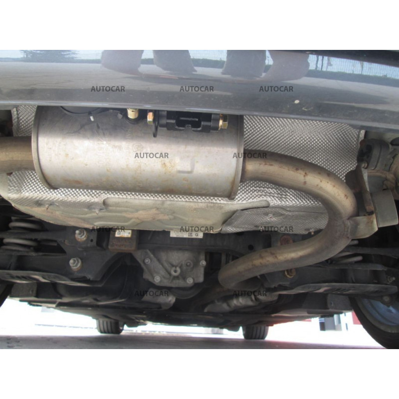 Anhängerkupplung für seria 1 - 3/5 tur., - manuell–AHK starr - von 09.2011/-