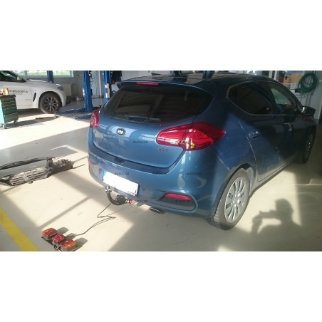Anhängerkupplung für Kia CEED - 3/5-türig - automat–AHK abnehmbar - von 06.2012/- Anhängerkupplung für Kia CEED - 3/5-türig - automat–AHK abnehmbar - von 06.2012/-