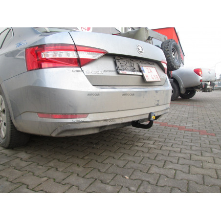 Anhängerkupplung für Skoda superb - 4 -tür., Combi,4x4 - automat vertikal–AHK abnehmbar - von 2015/- Anhängerkupplung für Skoda superb - 4 -tür., Combi,4x4 - automat vertikal–AHK abnehmbar - von 2015/-