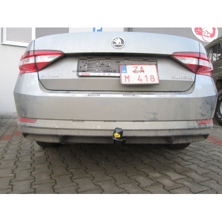 Anhängerkupplung für Skoda superb - 4 -tür., Combi,4x4 - automat vertikal–AHK abnehmbar - von 2015/- Anhängerkupplung für Skoda superb - 4 -tür., Combi,4x4 - automat vertikal–AHK abnehmbar - von 2015/-