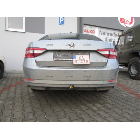 Anhängerkupplung für Skoda superb - 4 -tür., Combi,4x4 - automat vertikal–AHK abnehmbar - von 2015/- Anhängerkupplung für Skoda superb - 4 -tür., Combi,4x4 - automat vertikal–AHK abnehmbar - von 2015/-