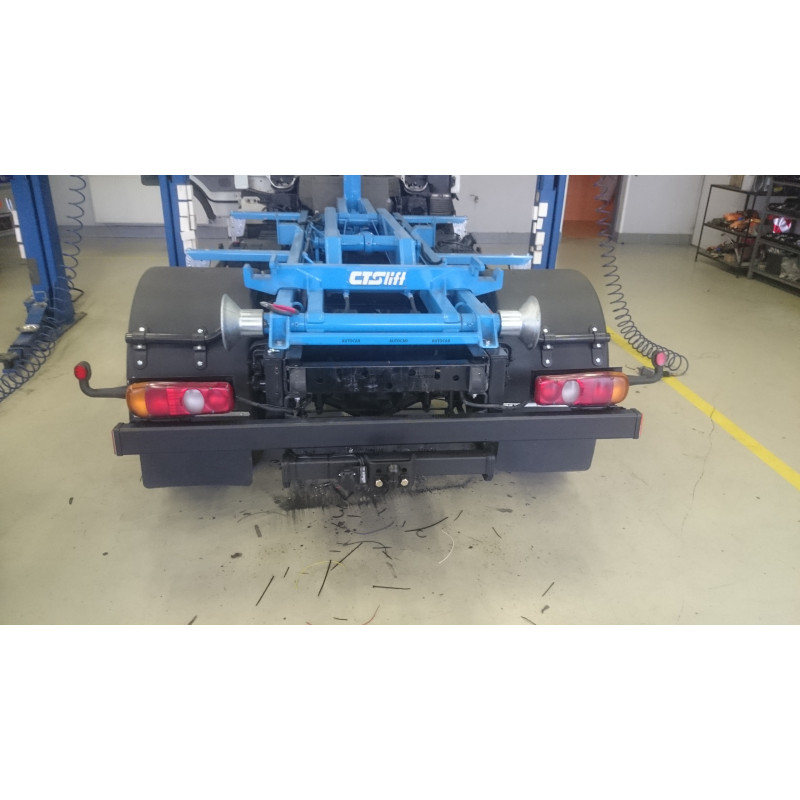 Anhängerkupplung für CANTER - VALNÍK - dodávka - starre Anhängerkupplung - von 1993 bis 2006